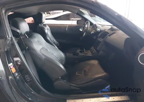 2005 Nissan 350Z Touring z USA, uszkodzony, nr VIN JN1AZ34E65M651850